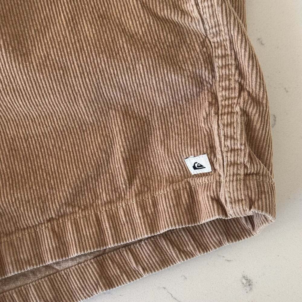 Quiksilver Men's Brown Corduroy Elastic Waist Drawstring Shorts size small - Picture 4 of 6